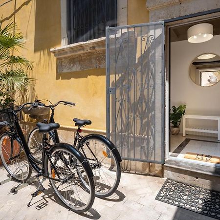 Cortile Santa Teresa Apartment Сиракуза Екстериор снимка