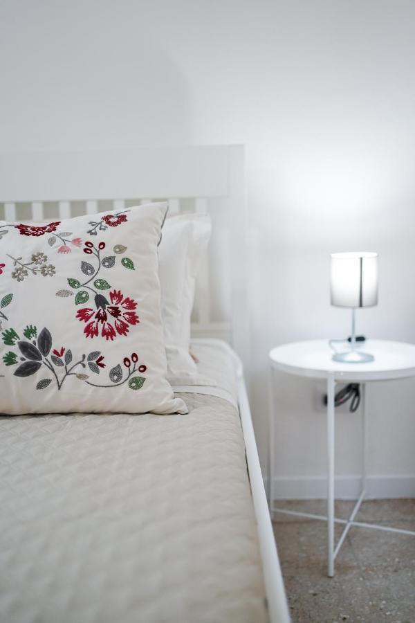 Cortile Santa Teresa Apartment Сиракуза Екстериор снимка