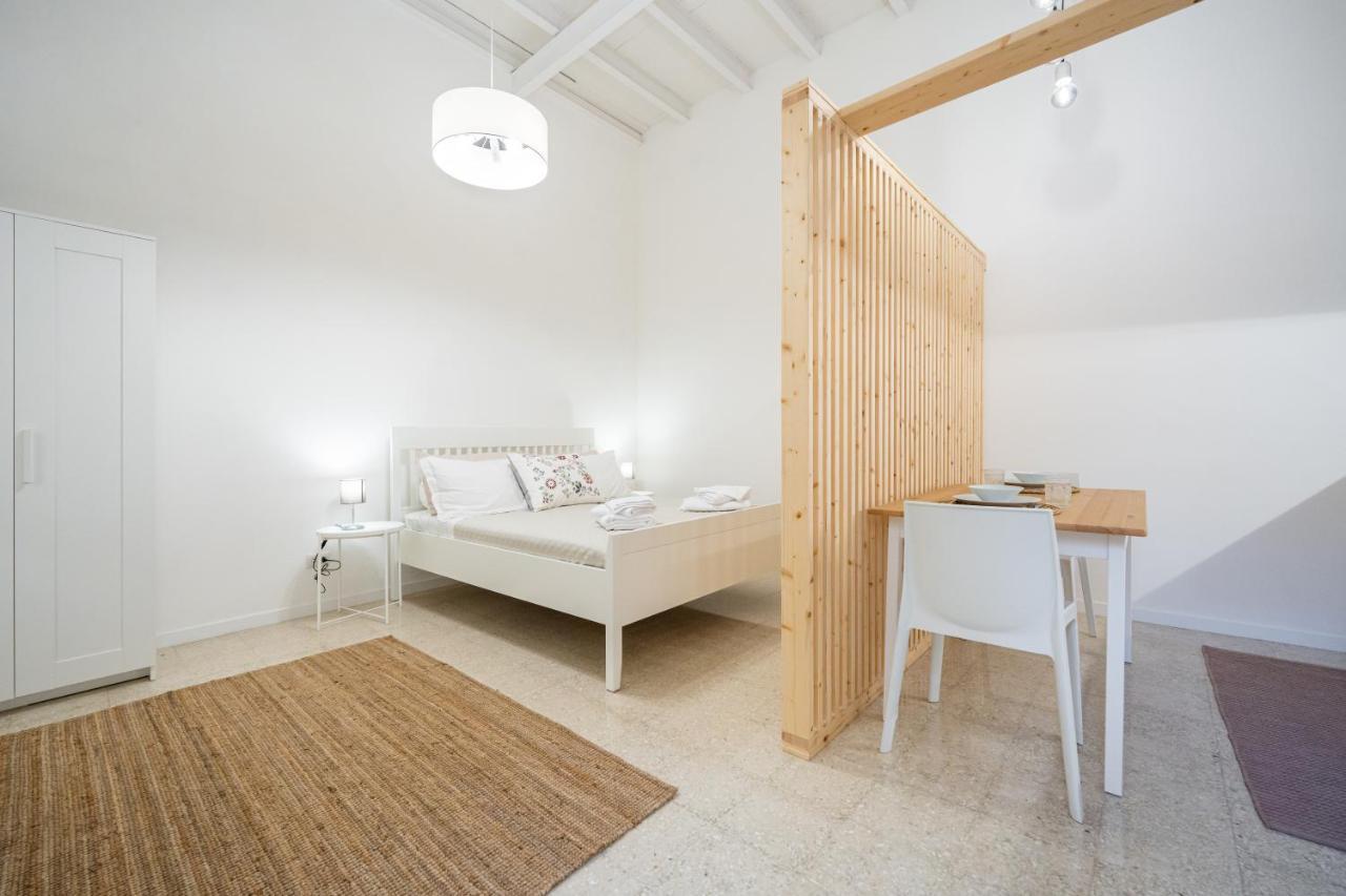 Cortile Santa Teresa Apartment Сиракуза Екстериор снимка