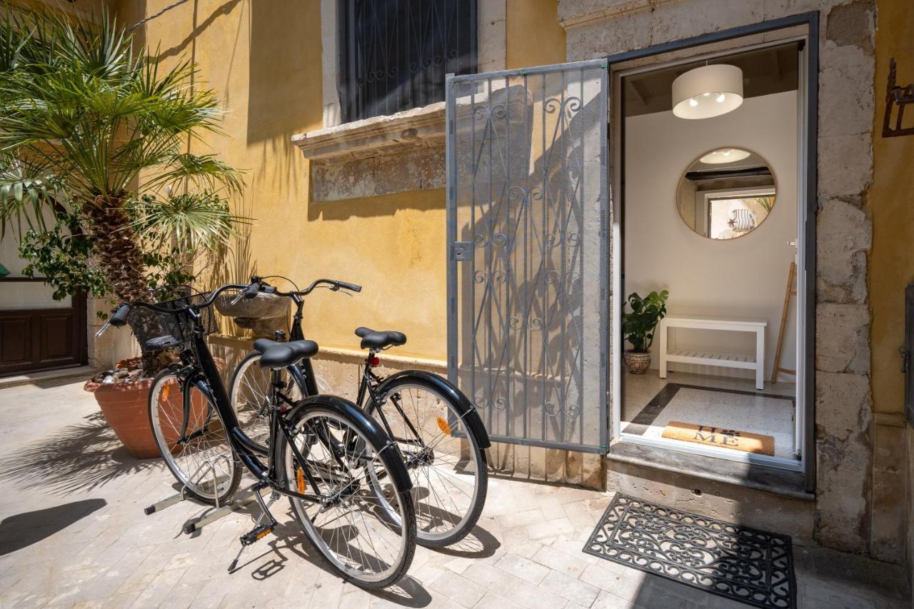 Cortile Santa Teresa Apartment Сиракуза Екстериор снимка